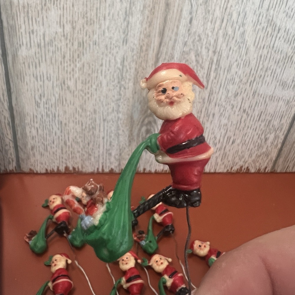 Vintage Kitschy Plastic Santa Christmas Ornament Plant Picks JAPAN RARE! 9 - Picture 2 of 8